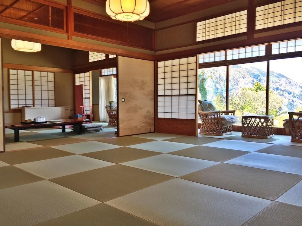 Ohito Hotel Izunokuni Exterior photo