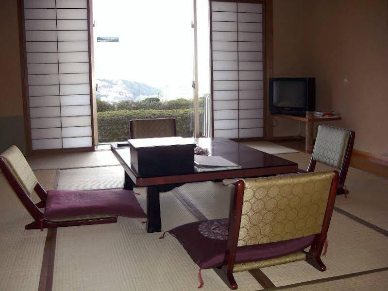 Ohito Hotel Izunokuni Exterior photo